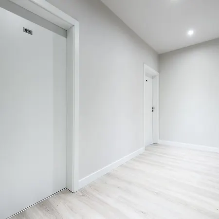 Executive Suites Moko *