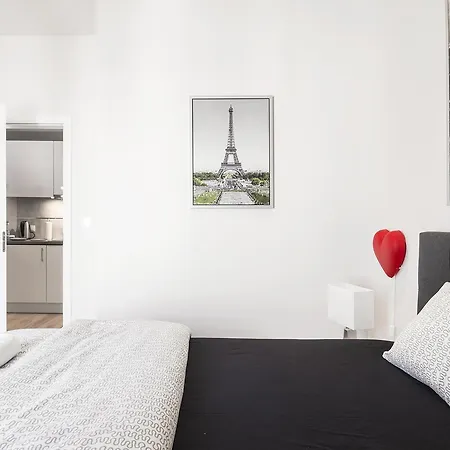 Executive Suites Moko 아파트 바르샤바